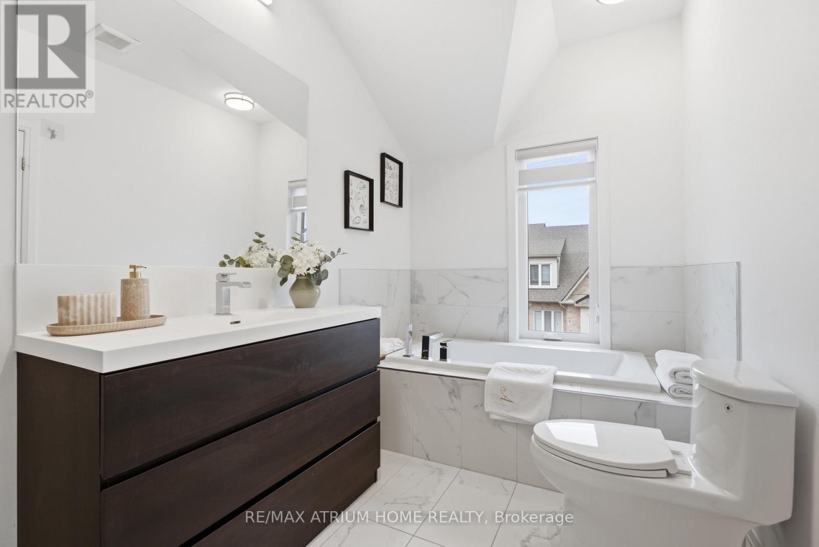 9100 WOODBINE AVENUE - 26