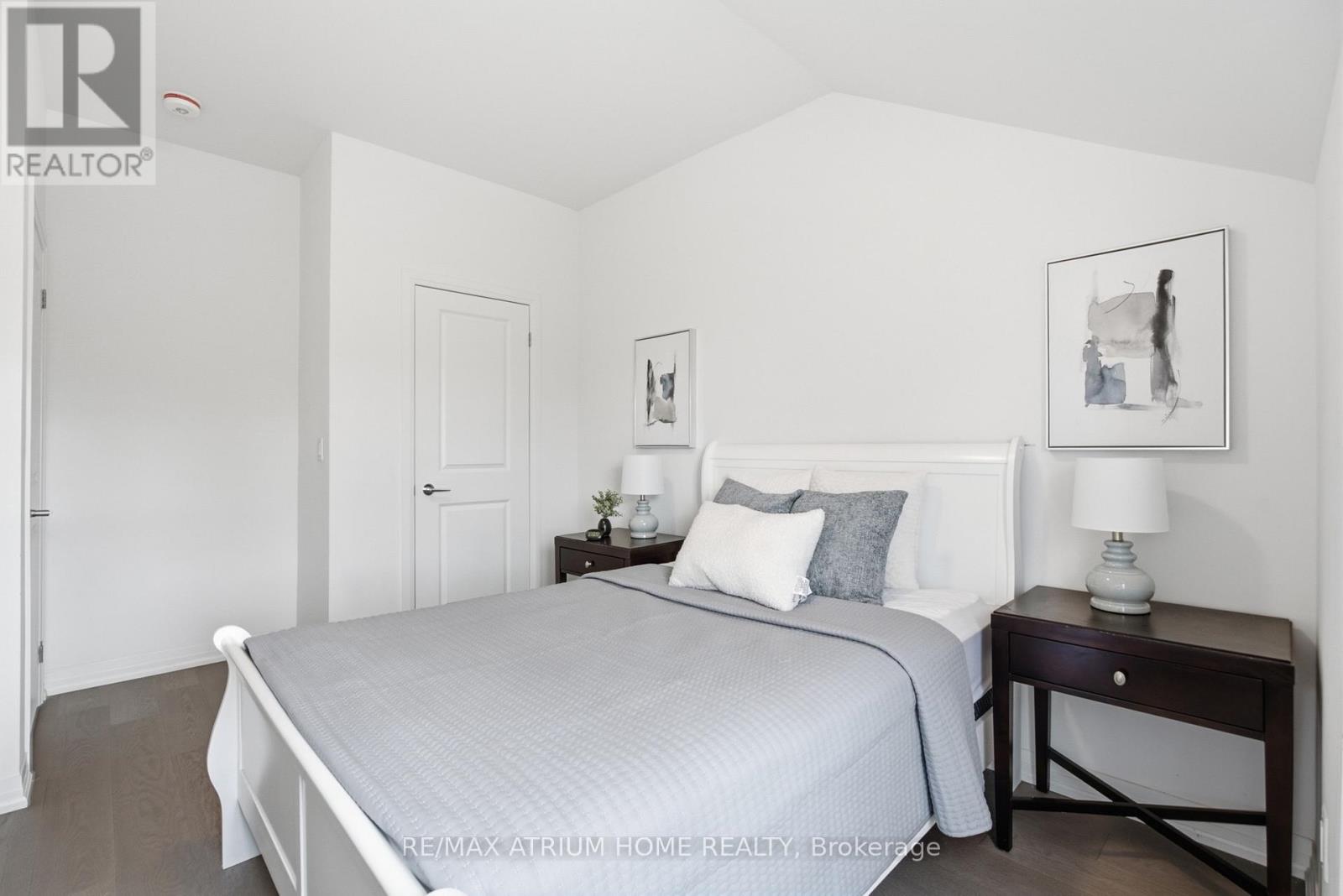9100 WOODBINE AVENUE - 29