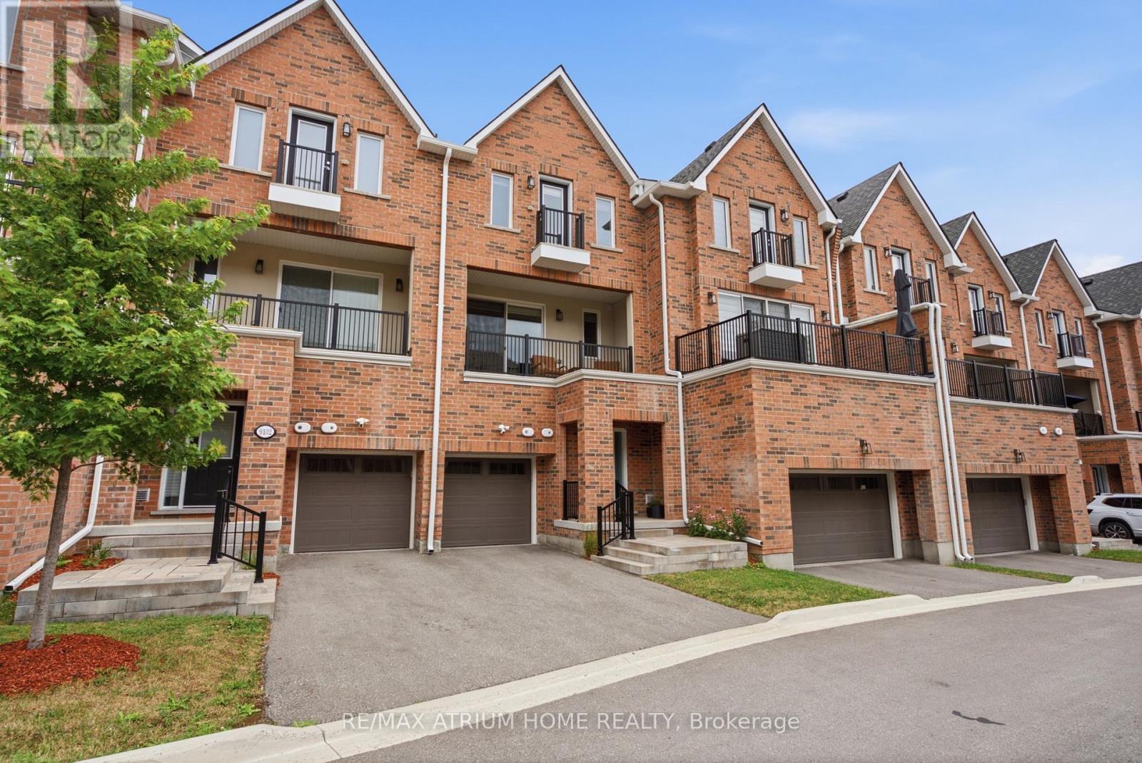 9100 WOODBINE AVENUE - 36