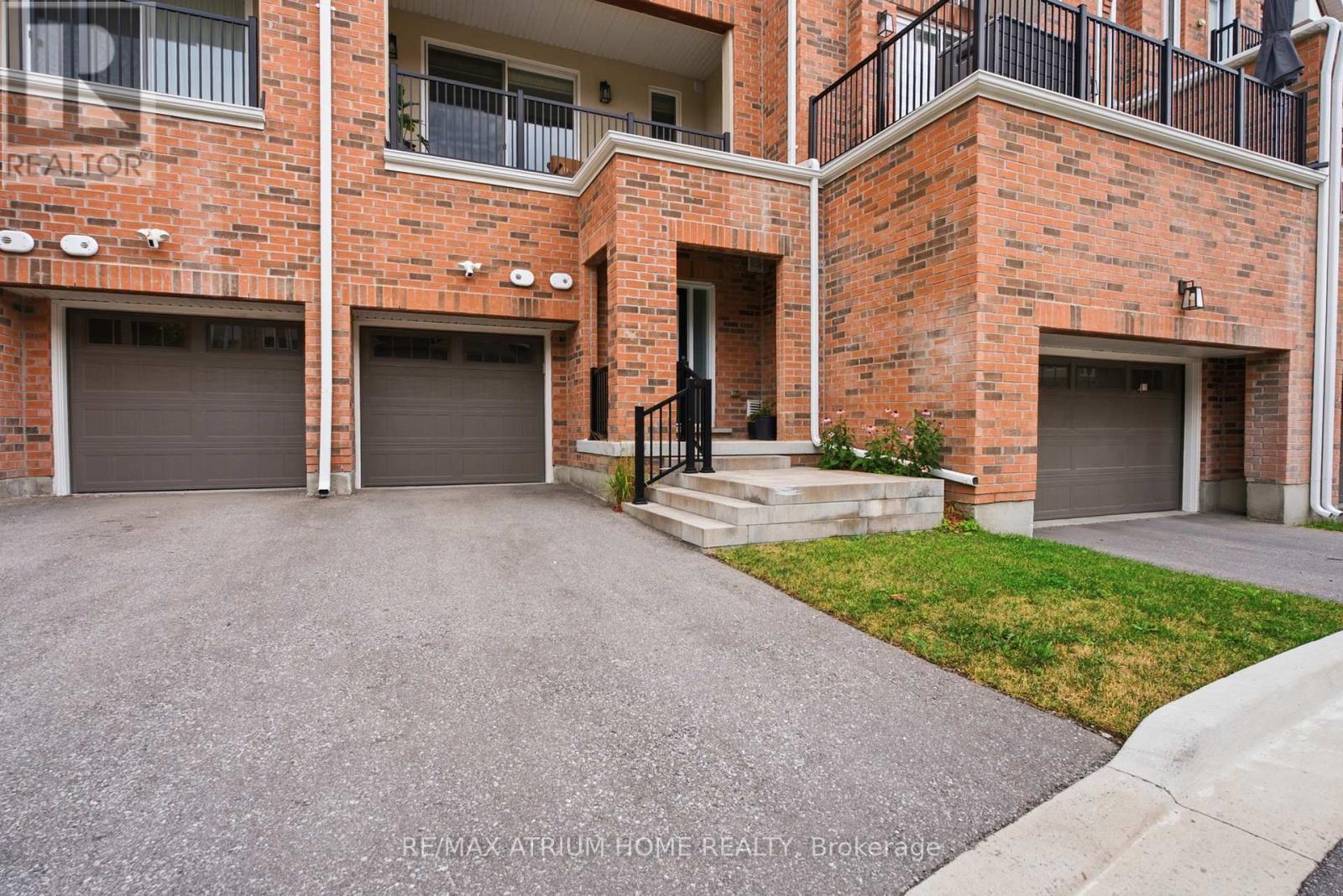 9100 WOODBINE AVENUE - 38