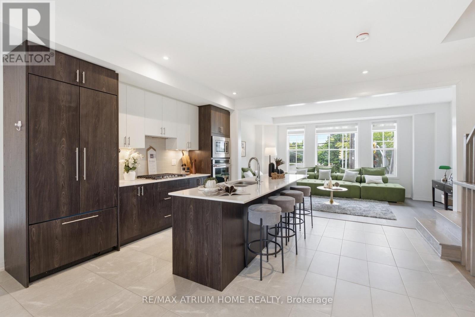 9100 WOODBINE AVENUE - 5