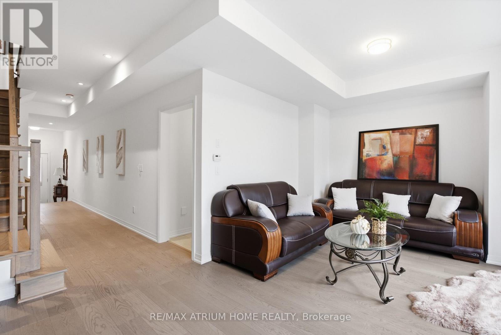 9100 WOODBINE AVENUE - 7