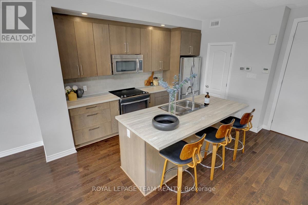 2 Bed, 2 Bath House for Sale in Ottawa – 224 CHAPERAL PRIVATE, Ottawa – MLS# X13599270 - Image 23