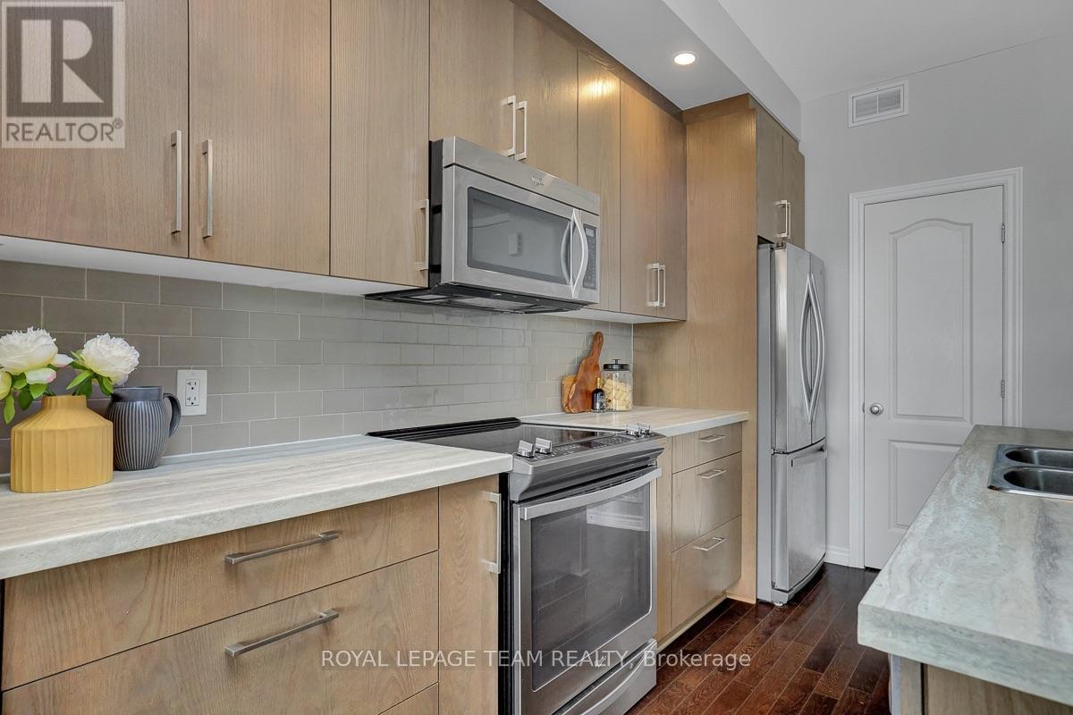 2 Bed, 2 Bath House for Sale in Ottawa – 224 CHAPERAL PRIVATE, Ottawa – MLS# X13599270 - Image 24