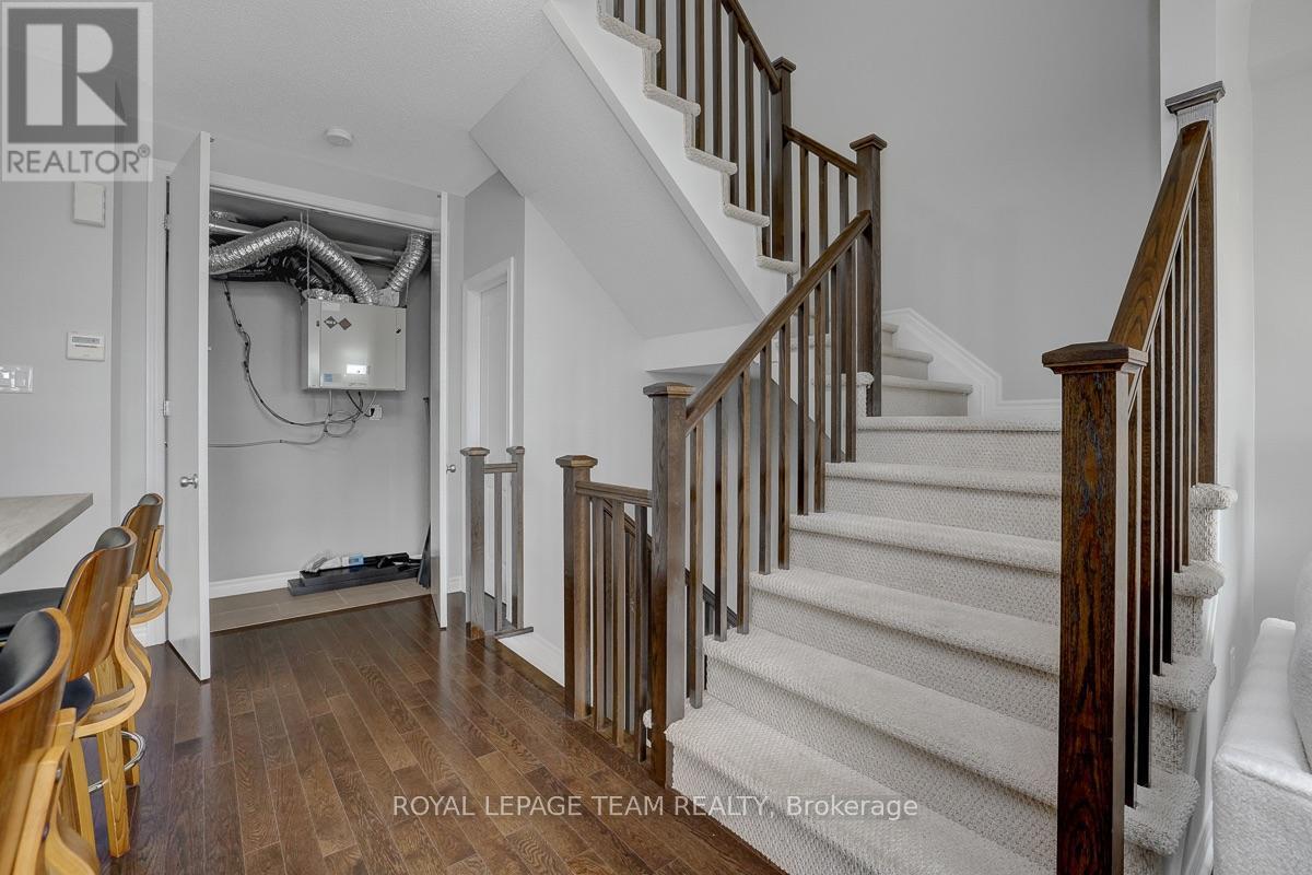 2 Bed, 2 Bath House for Sale in Ottawa – 224 CHAPERAL PRIVATE, Ottawa – MLS# X13599270 - Image 29