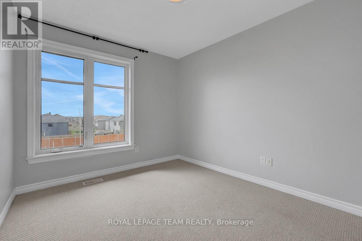 2 Bed, 2 Bath House for Sale in Ottawa – 224 CHAPERAL PRIVATE, Ottawa – MLS# X13599270 - Image 46