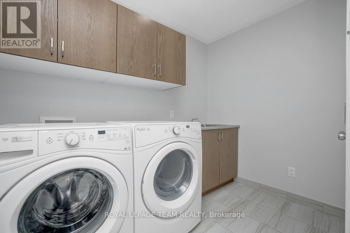 2 Bed, 2 Bath House for Sale in Ottawa – 224 CHAPERAL PRIVATE, Ottawa – MLS# X13599270 - Image 49