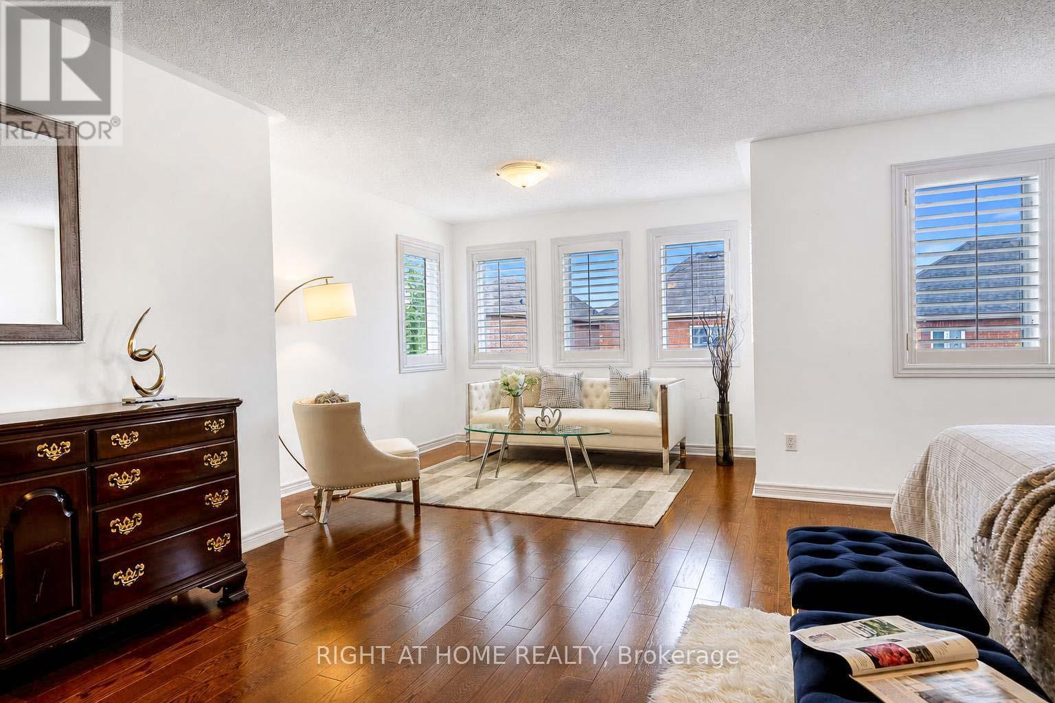 26 RAVEL DRIVE - 28