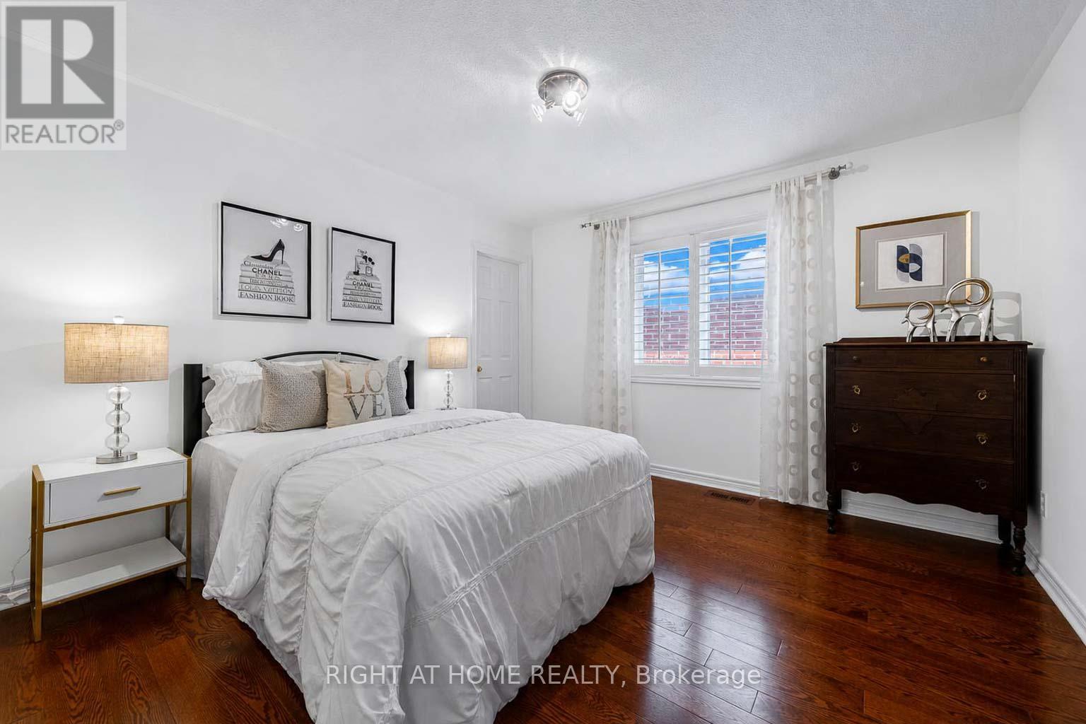 26 RAVEL DRIVE - 32