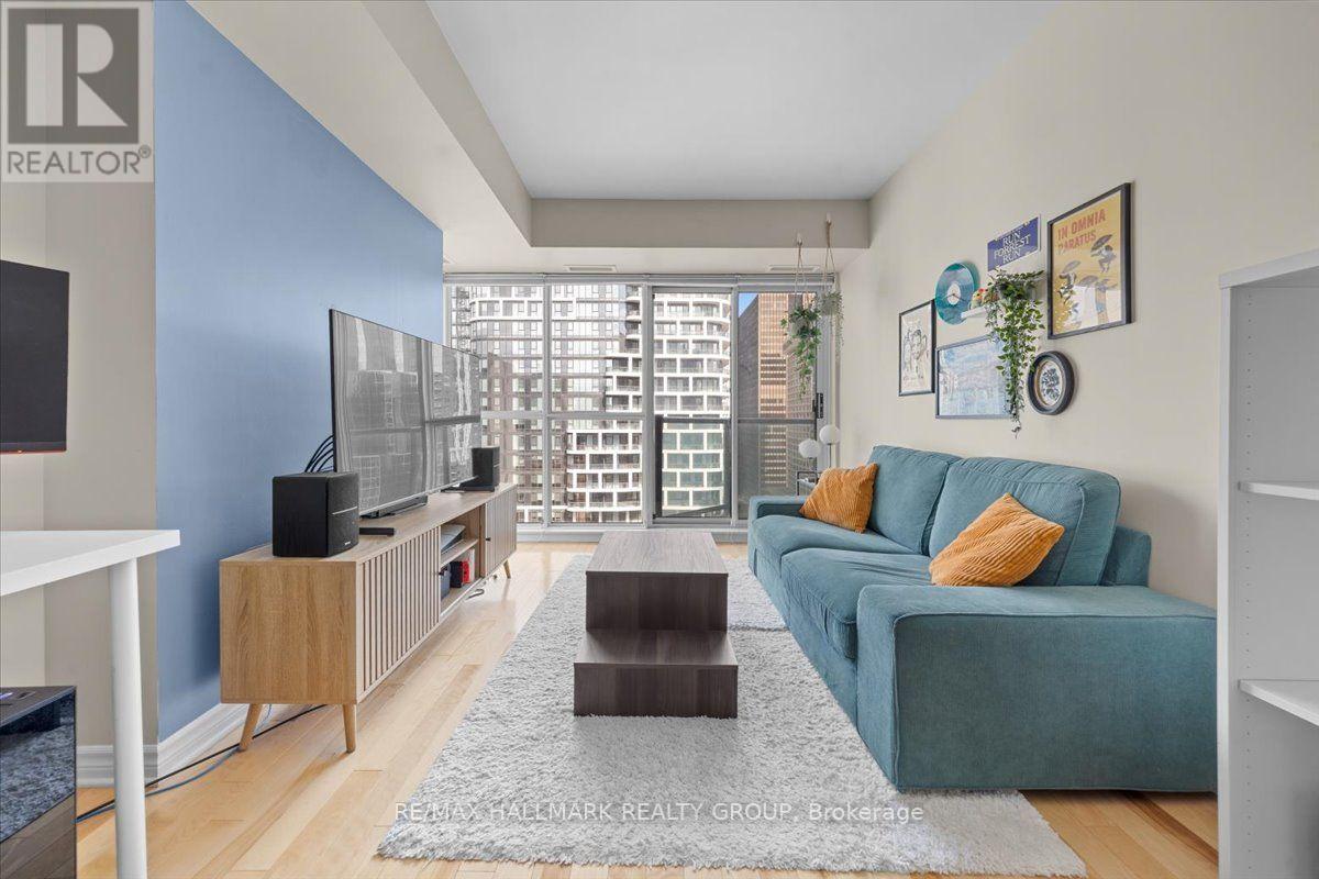 #1703 445 LAURIER AVENUE W - 12