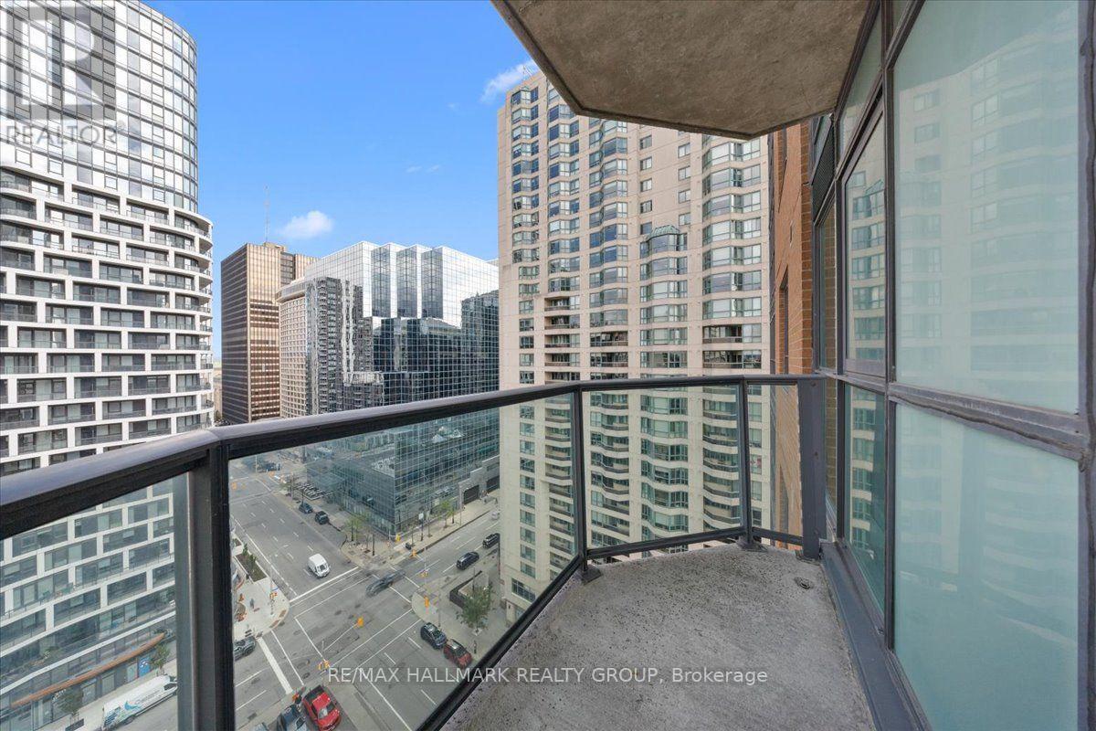 #1703 445 LAURIER AVENUE W - 19