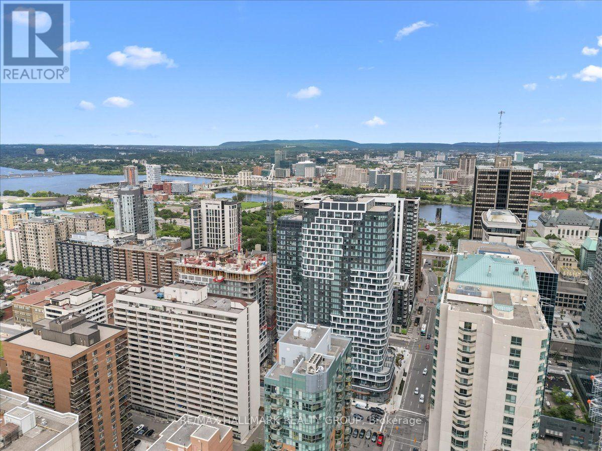 #1703 445 LAURIER AVENUE W - 26