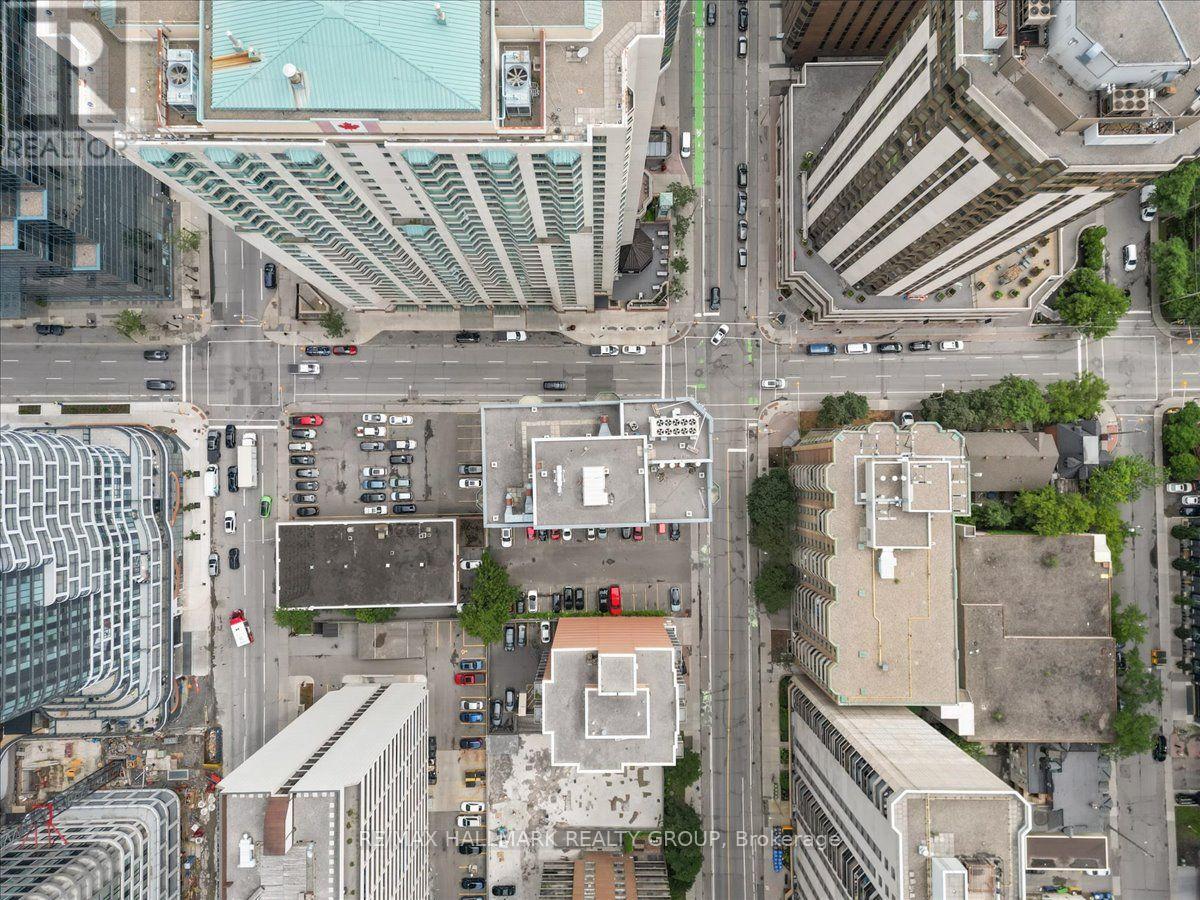#1703 445 LAURIER AVENUE W - 29