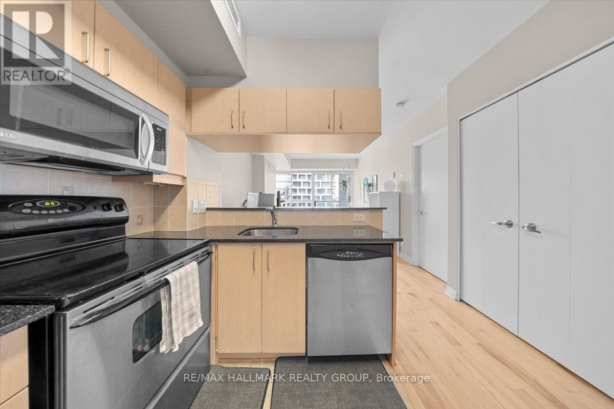 #1703 445 LAURIER AVENUE W - 5