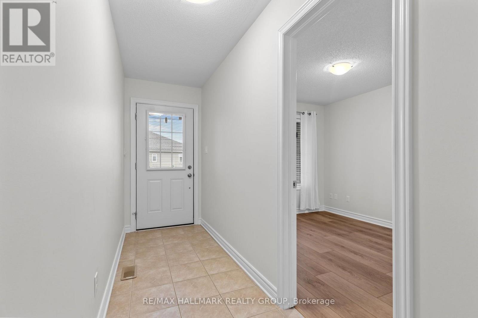 3 HORTON STREET - Image 3