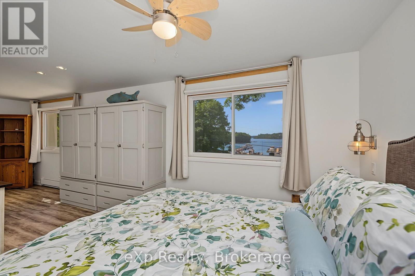 3 BAYVIEW DRIVE - 11