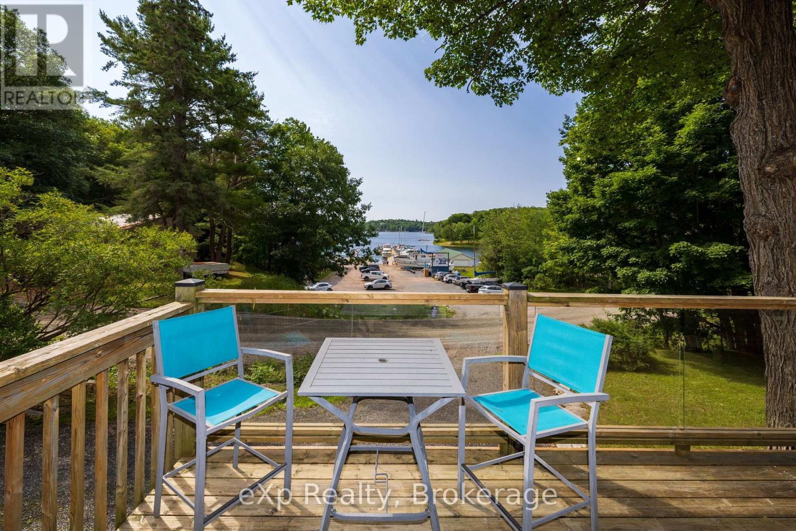 3 BAYVIEW DRIVE - 41