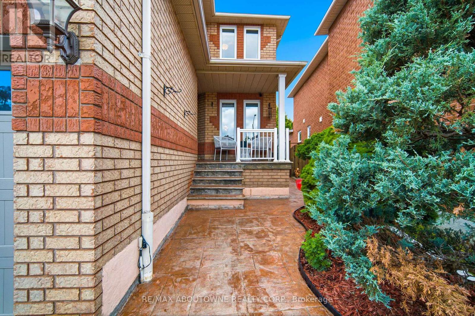 5184 RED BRUSH DRIVE - 2