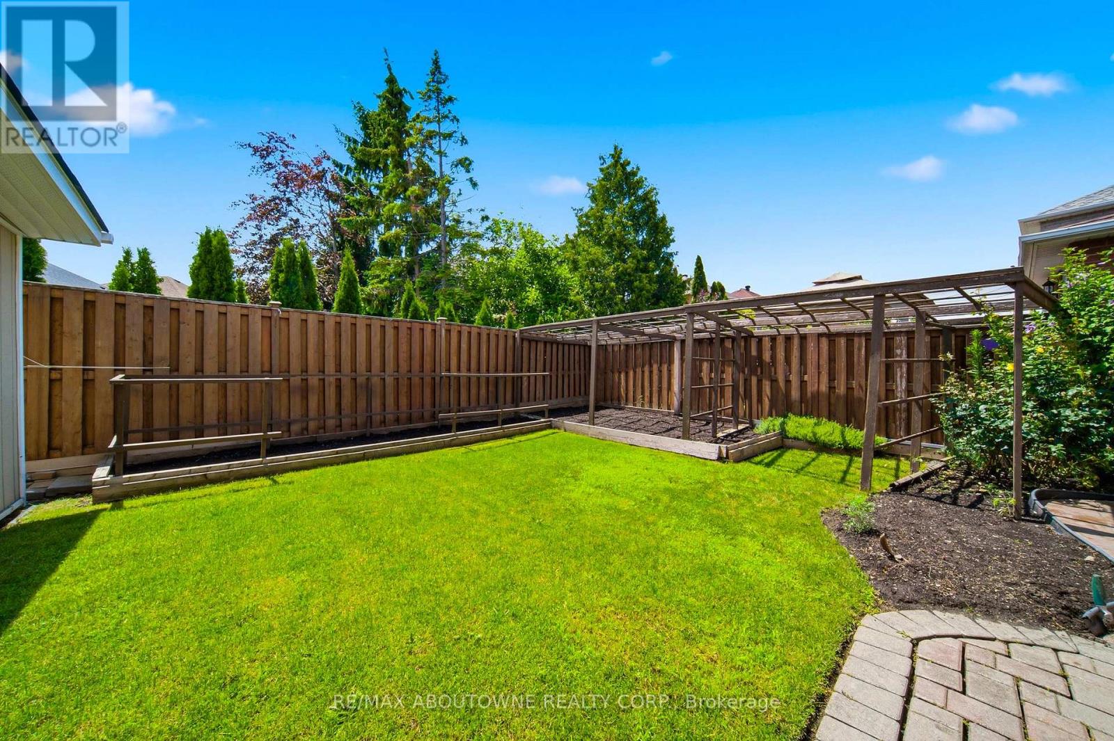 5184 RED BRUSH DRIVE - Image 34