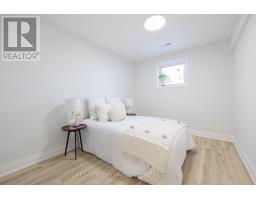 4279 Woodington Drive, Mississauga, ON L4Z1M1 Photo 11