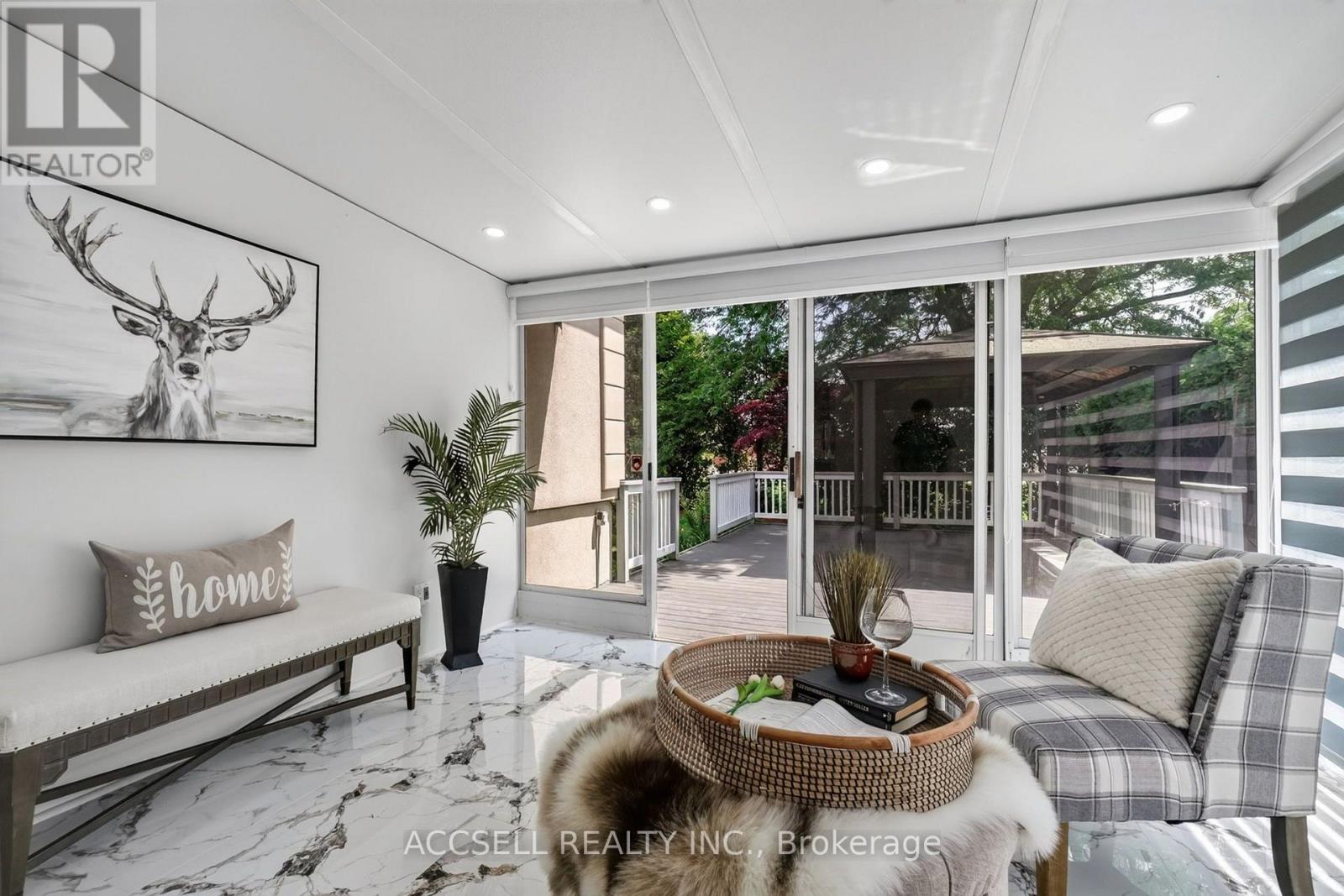 2446 VENTURA DRIVE - 7