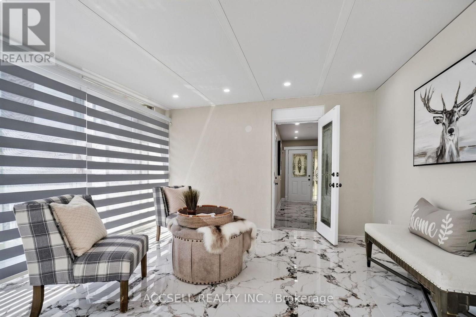 2446 VENTURA DRIVE - 8
