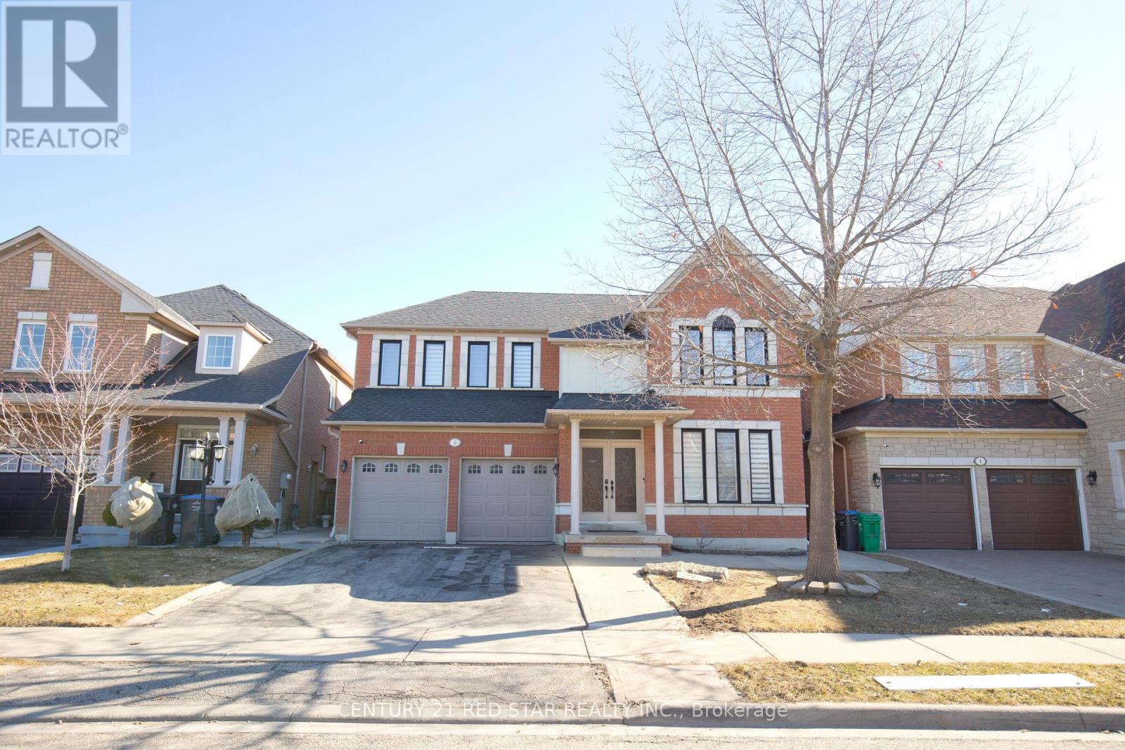 3 OKANAGAN DRIVE - 1