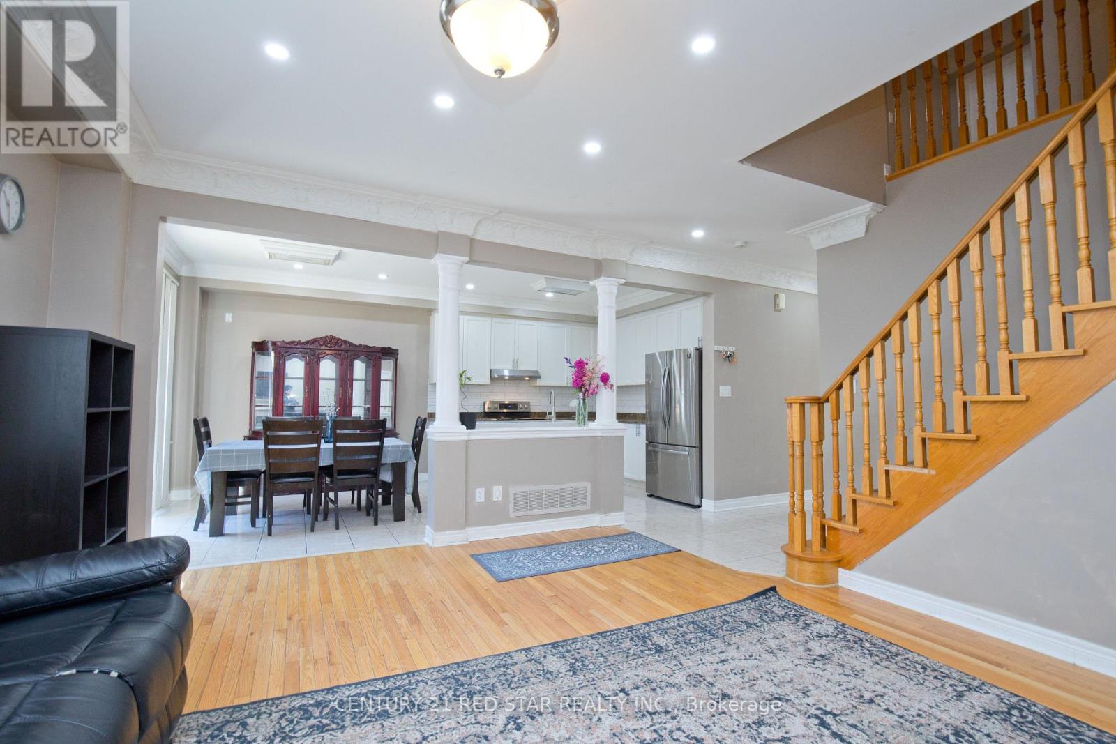 3 OKANAGAN DRIVE - 13