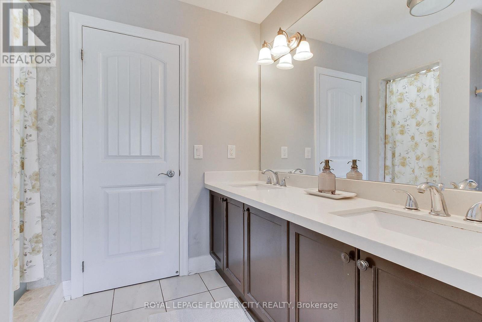 124 PLAYFAIR TERRACE - Image 32