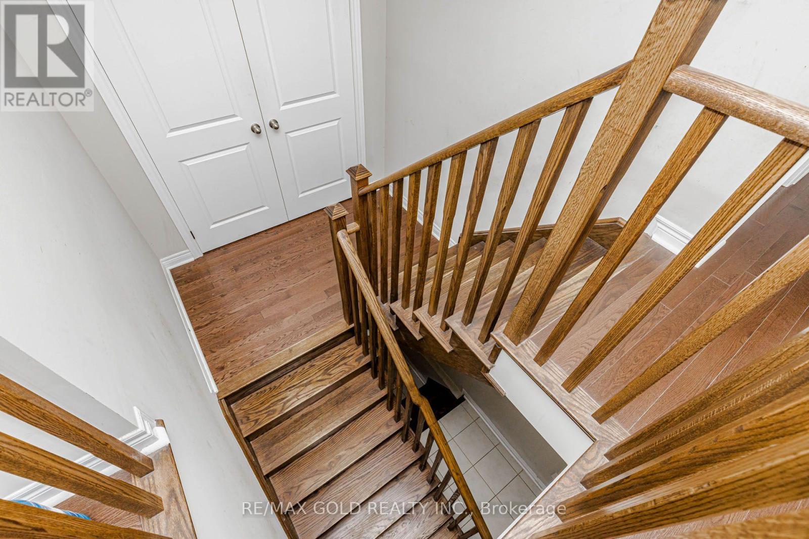 3 DALE MEADOWS ROAD - 22