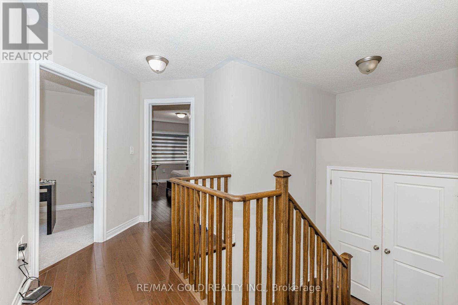 3 DALE MEADOWS ROAD - 23