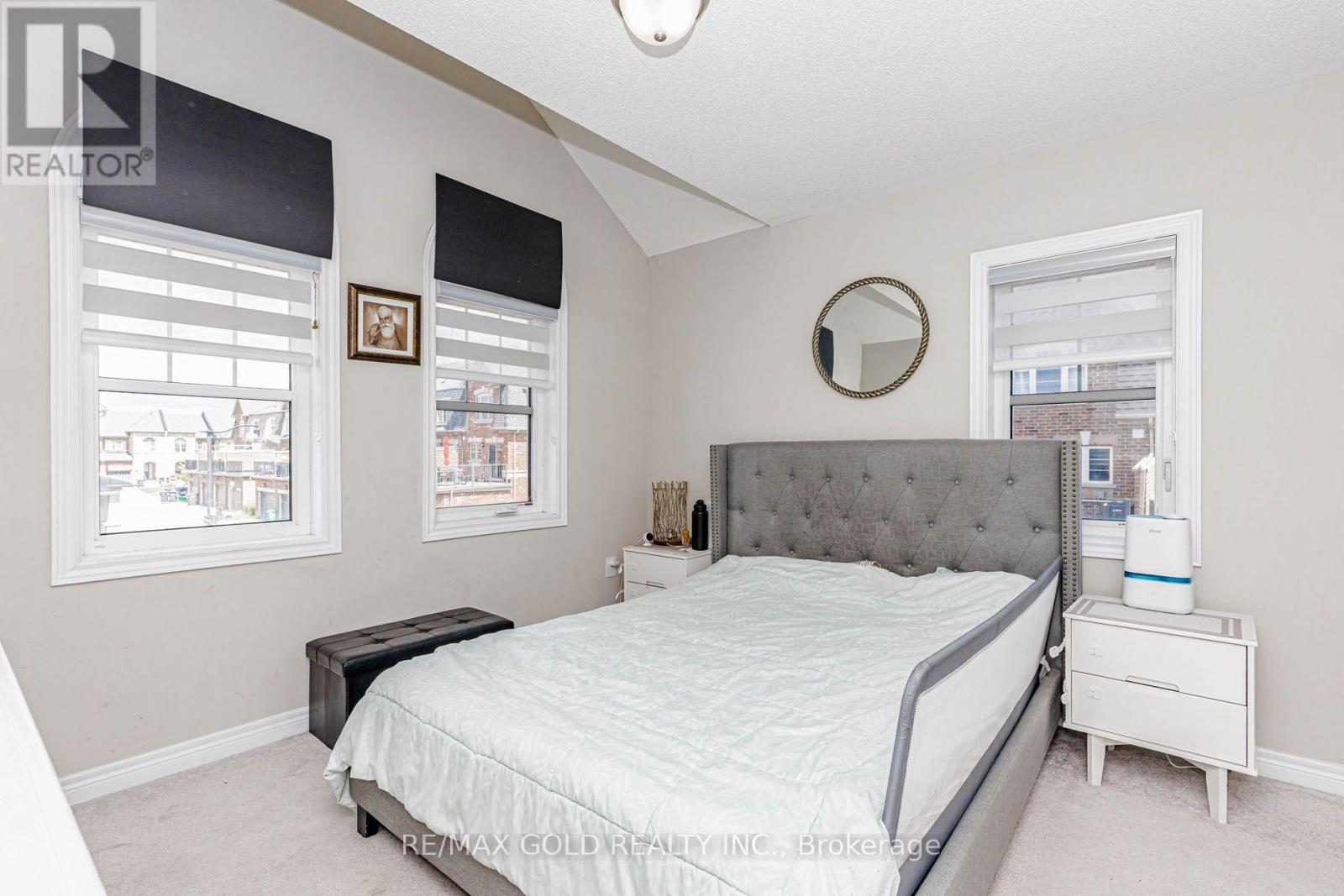 3 DALE MEADOWS ROAD - 38