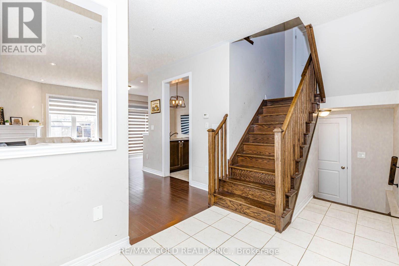 3 DALE MEADOWS ROAD - 5