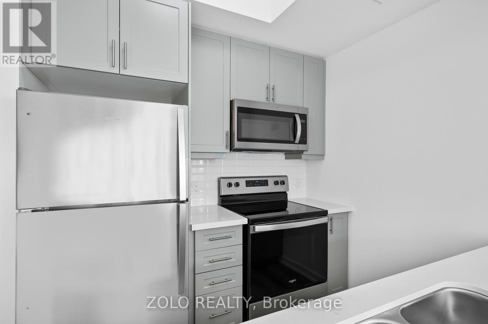 #1011 470 DUNDAS STREET E - 14