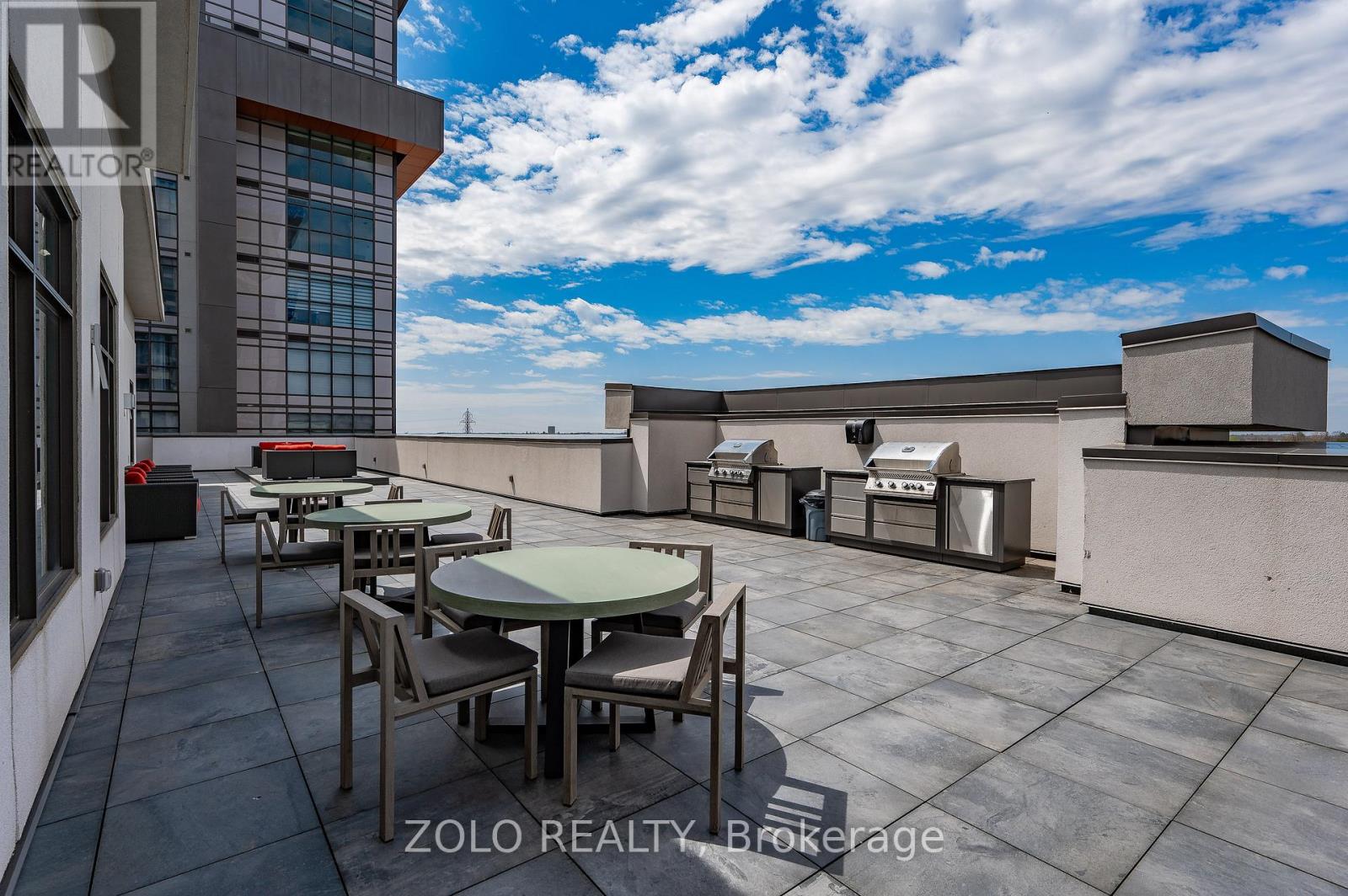 #1011 470 DUNDAS STREET E - 37