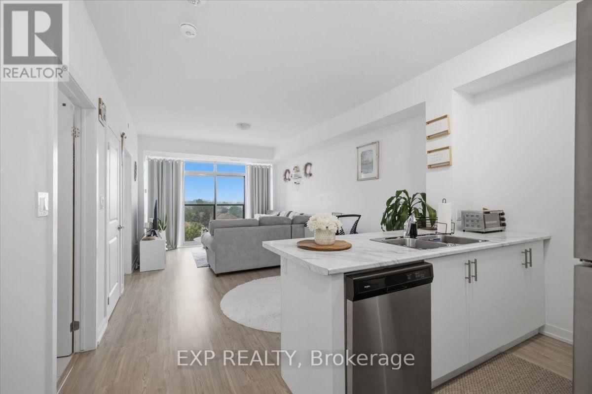 #603 450 DUNDAS STREET E - 5