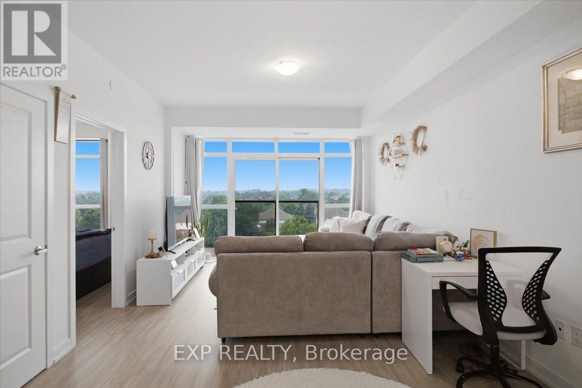 #603 450 DUNDAS STREET E - 7