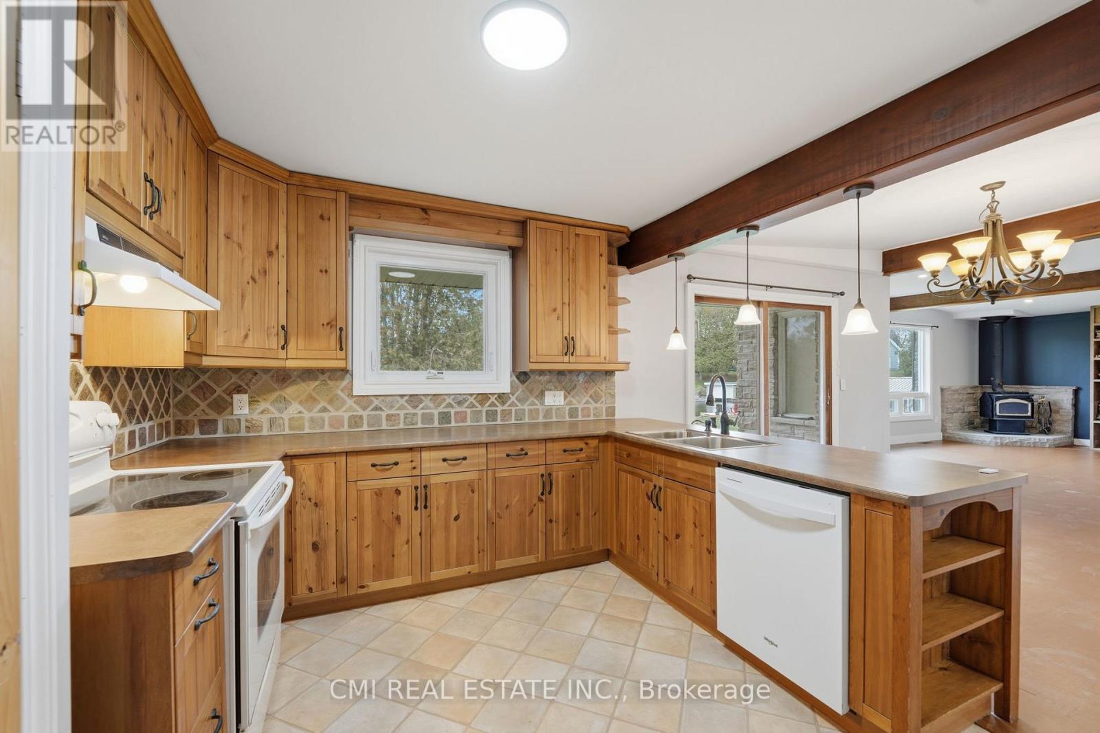 28 RIVER DRIVE - 11