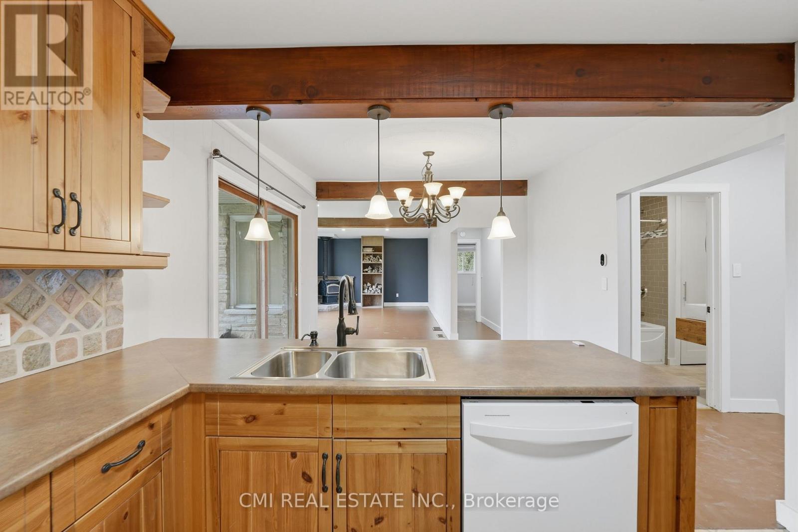 28 RIVER DRIVE - 12
