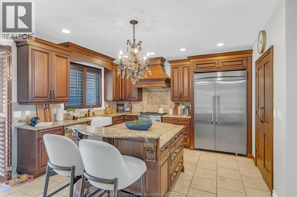 1060 WOODLAND CRESCENT - 16