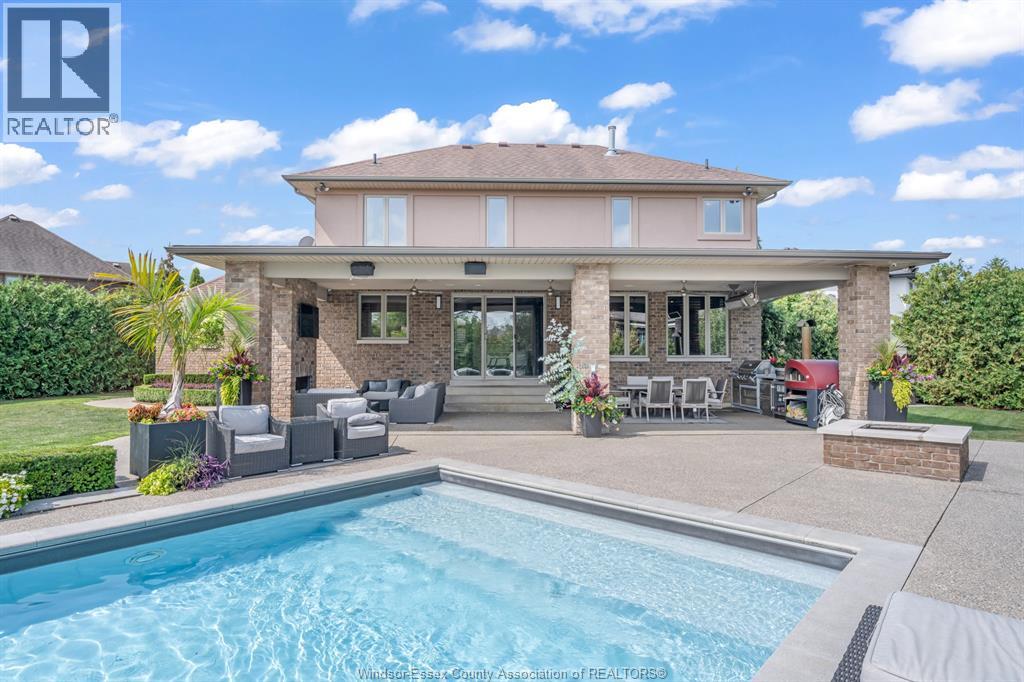 1060 WOODLAND CRESCENT - 7