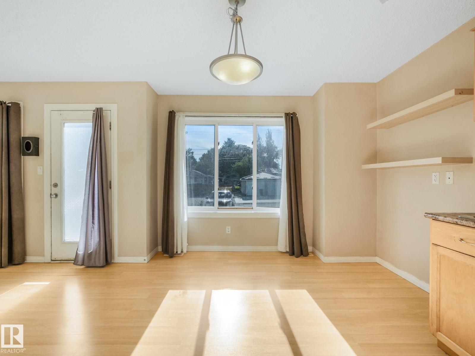 4 11813 43 Street NW - Photo 13