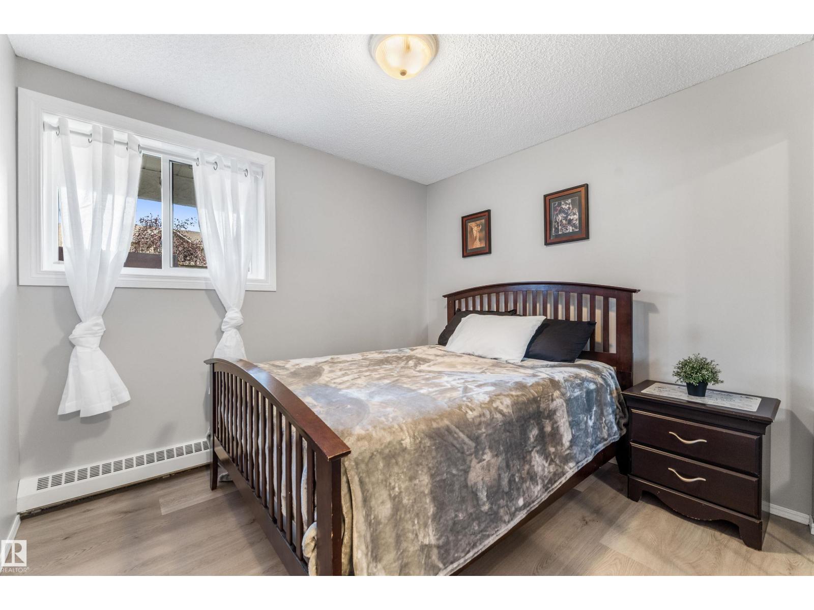 #115 18012 95 AV NW - 24