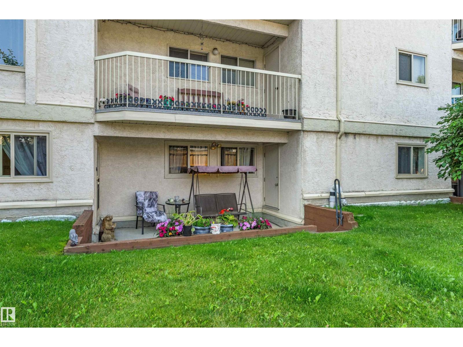 #115 18012 95 AV NW - 33