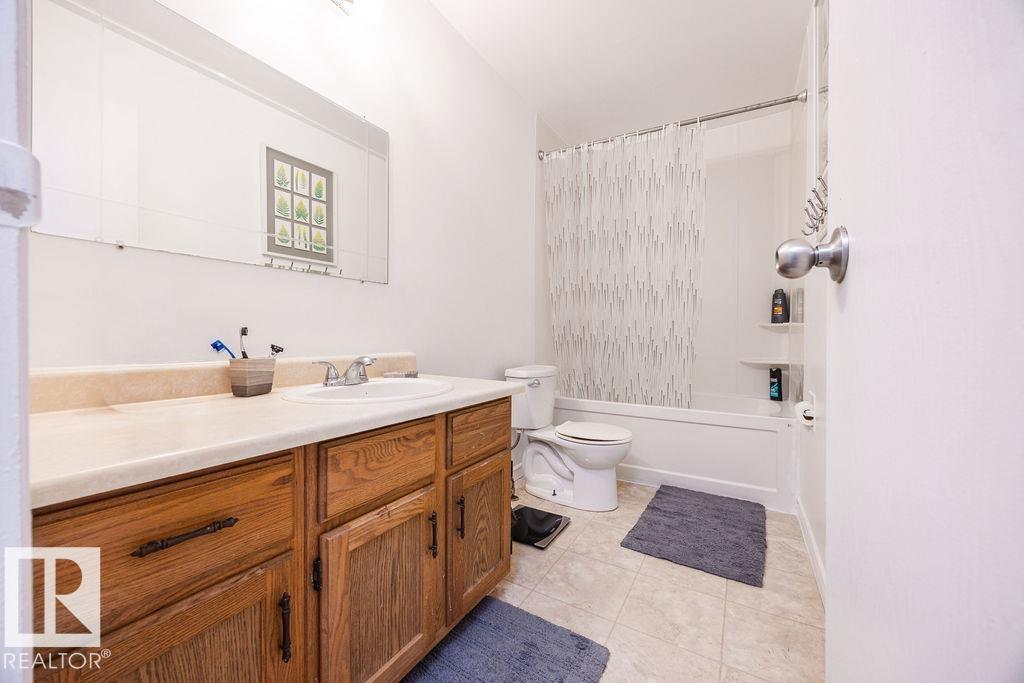 1139 35 ST NW - 9