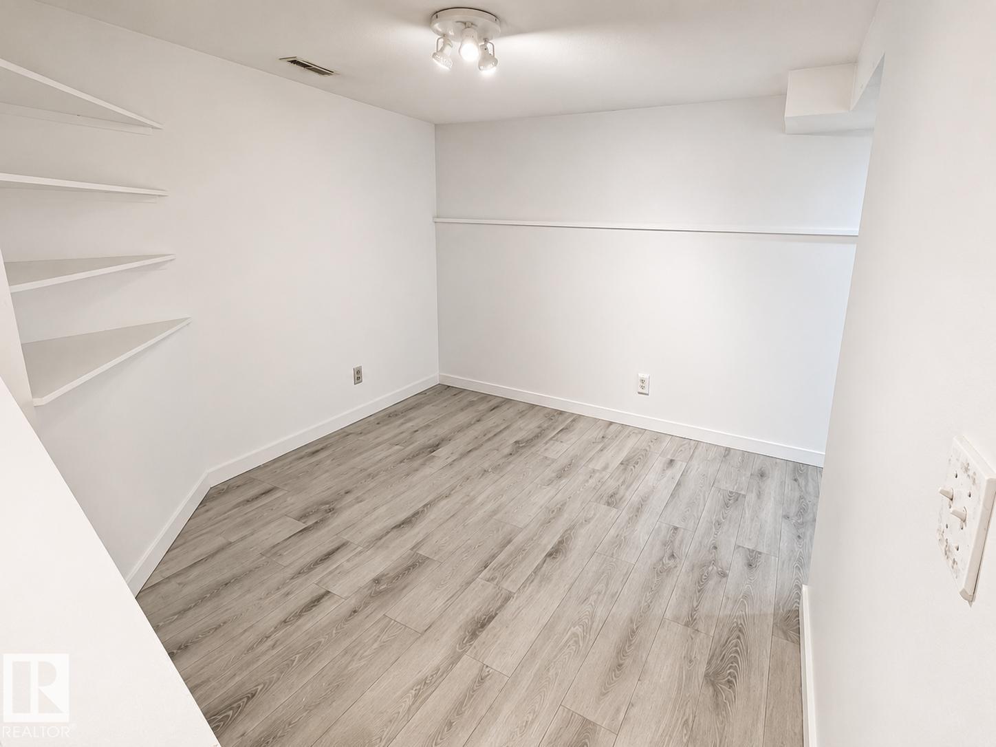 18625 66 Avenue NW - Photo 9
