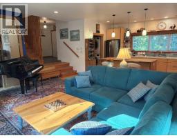 24 Pirate Pl, Protection Island, BC V9R6R1 Photo 39