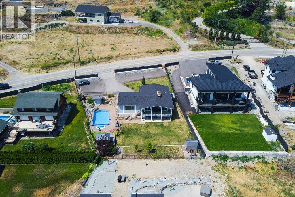 111 Westside Road N - 3