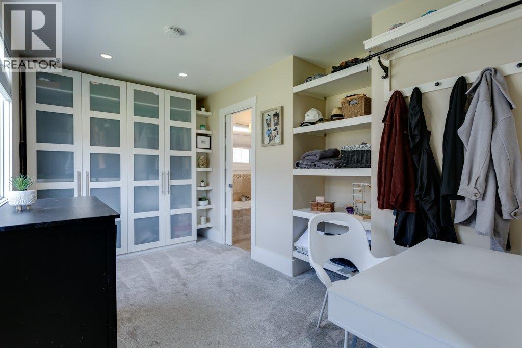 111 Westside Road N - 39