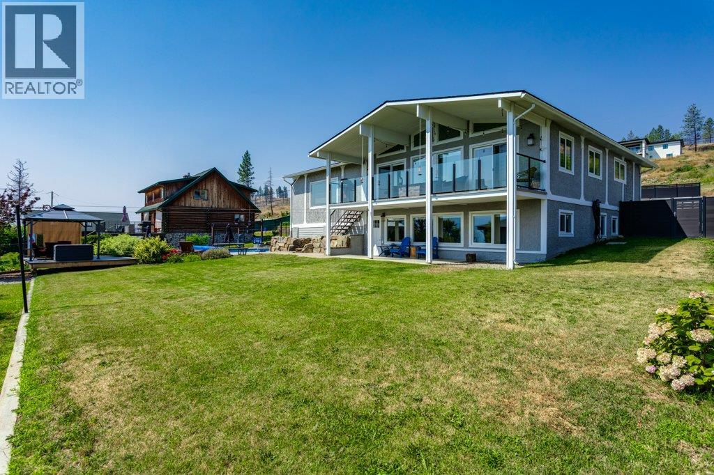111 Westside Road N - 8